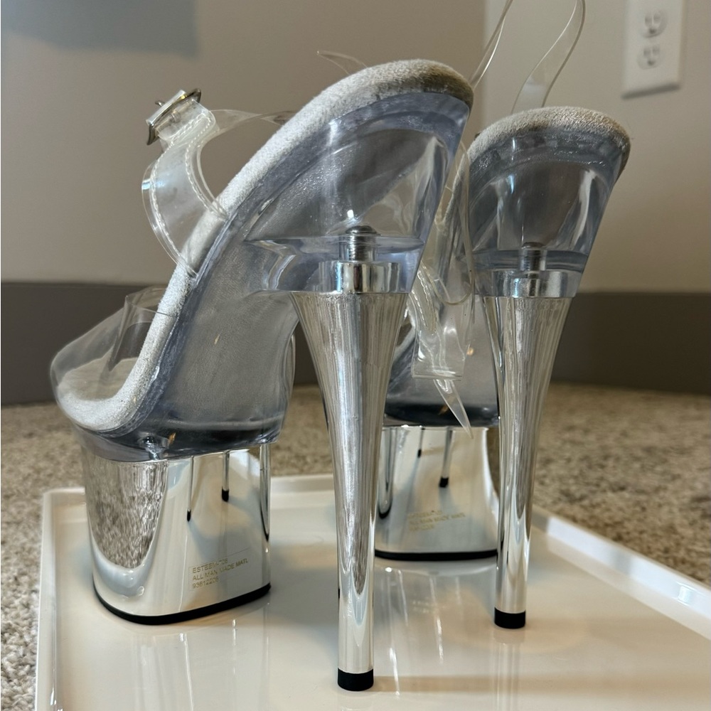 Used stripper heels - Picture 7 of 8